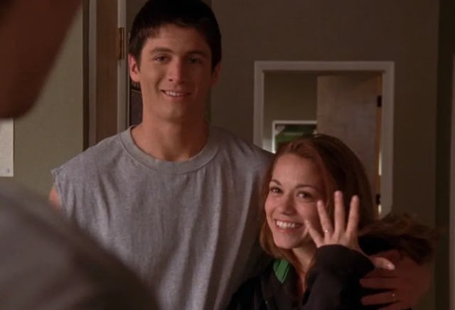 Haley and Nathan reveal they got teenage married.